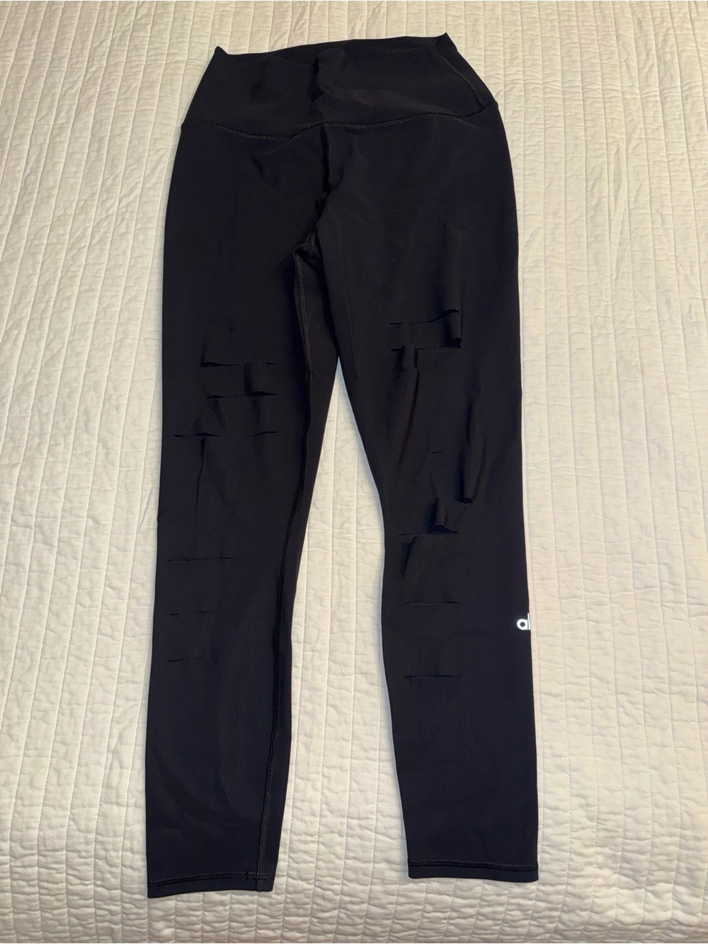 ALO High Rise Ripped Leggings - Picture 6 of 6